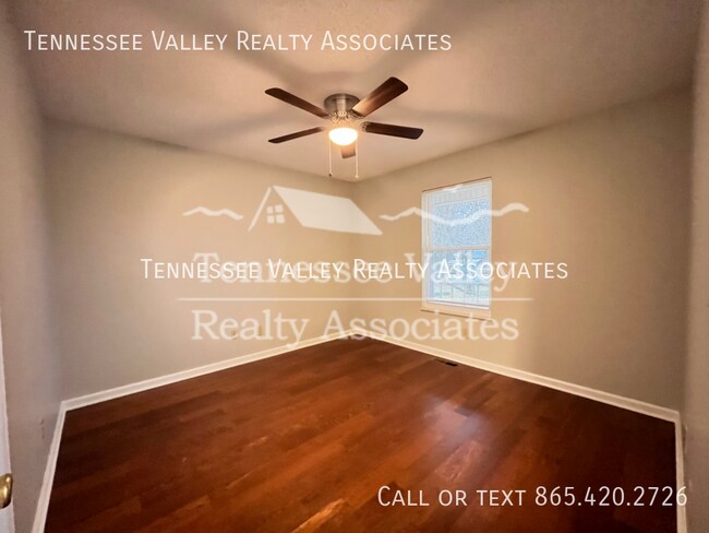 Building Photo - 900 Kirk Ave