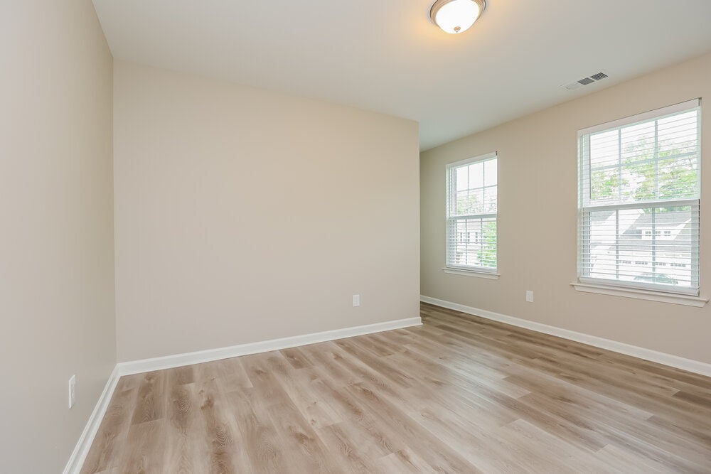 Building Photo - 408 Parmley Ln