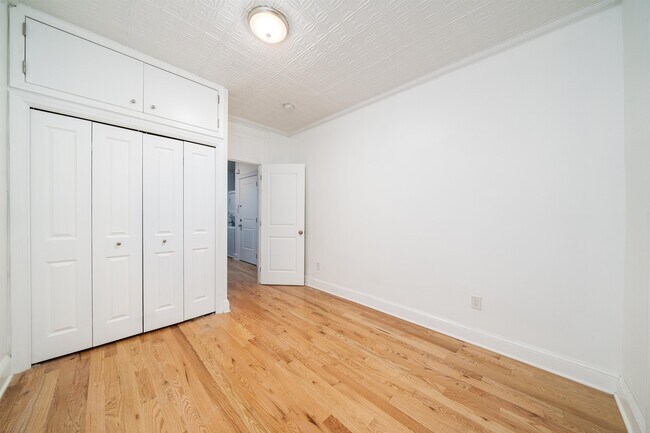 Building Photo - 502 2nd St