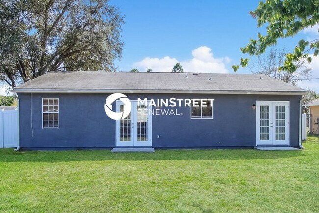 Building Photo - 3 Bedroom Pet-Friendly Home in PALM BAY, FL with Main Street Renewal