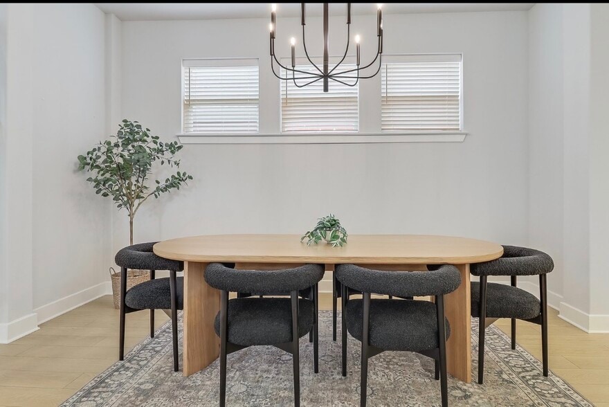 Building Photo - 6006 Rangeland Rd