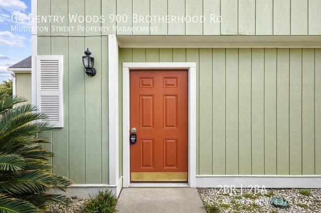 Building Photo - G4 Gentry Woods 900 Brotherhood Rd