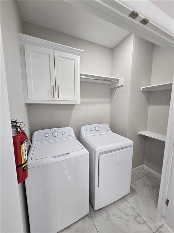 Building Photo - 14 W Woodson Dr