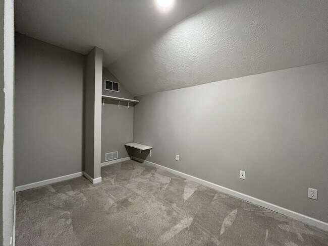 Building Photo - Beautifully Updated 3-Bedroom Bethany Home with Chef's Kitchen, Huge Bonus Room and Private Backyard