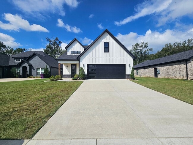 Building Photo - 7233 Havenwood Dr