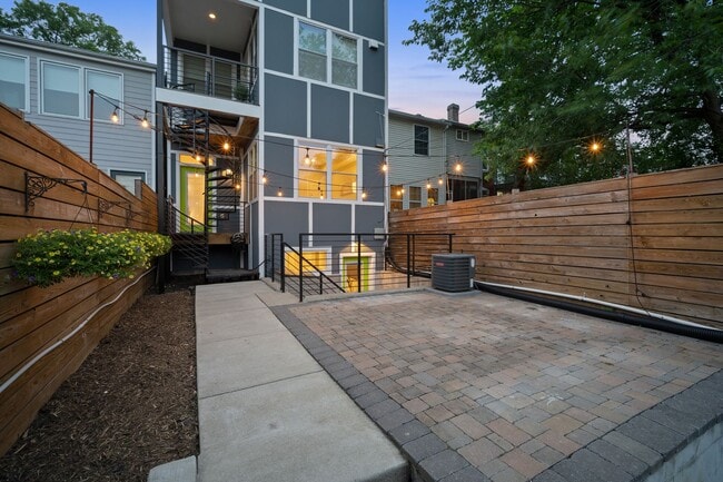 Building Photo - 125 Rhode Island Ave NE