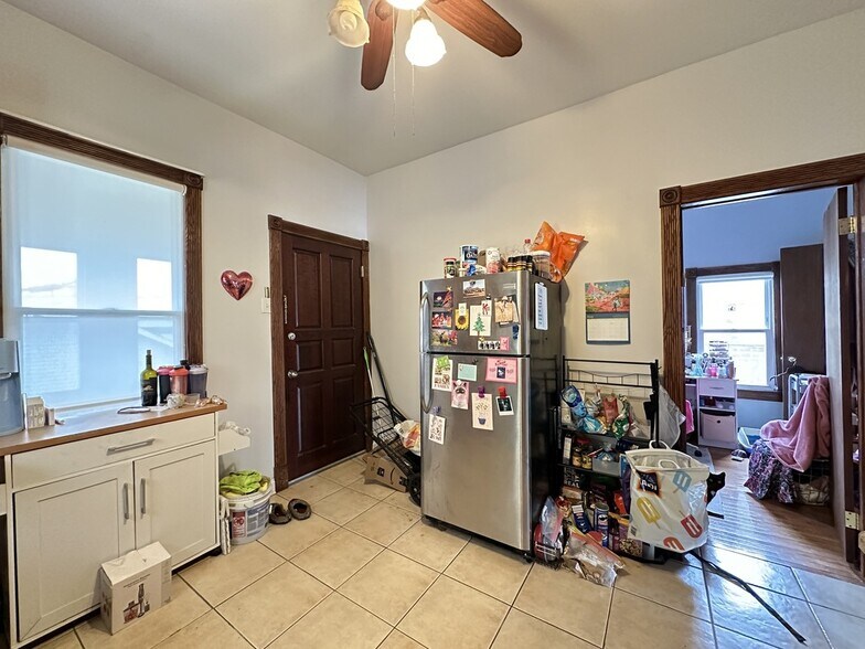 Building Photo - 3532 N Elston Ave