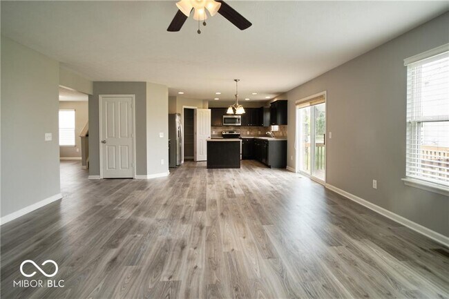 Building Photo - 13912 Luxor Chase