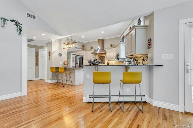 Building Photo - 21 Buttonwood Dr