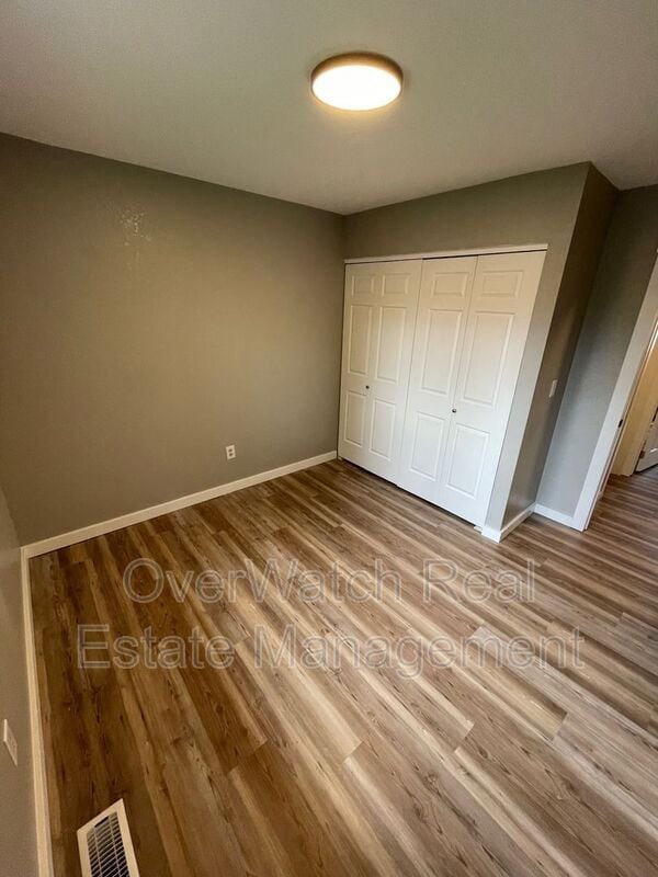 Building Photo - 6131 Prosperity Dr