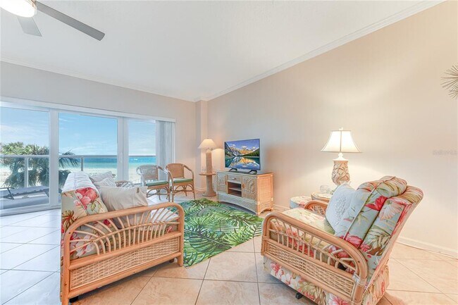 Building Photo - 880 Mandalay Ave