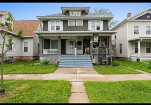 Building Photo - 93 Harrison Pl