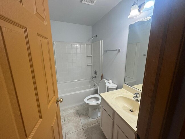 Building Photo - 655 Winston Dr