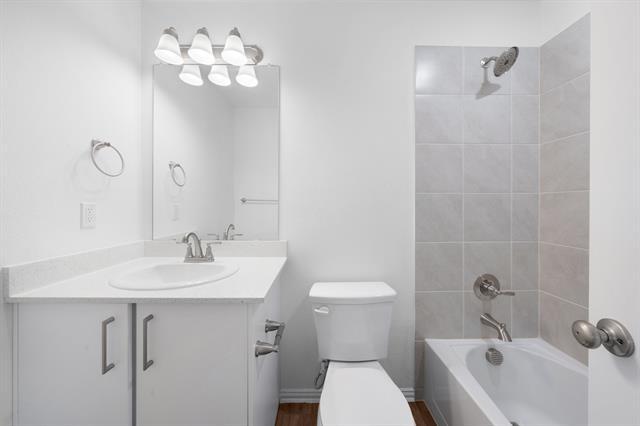 Building Photo - 238 Woodlands Blvd