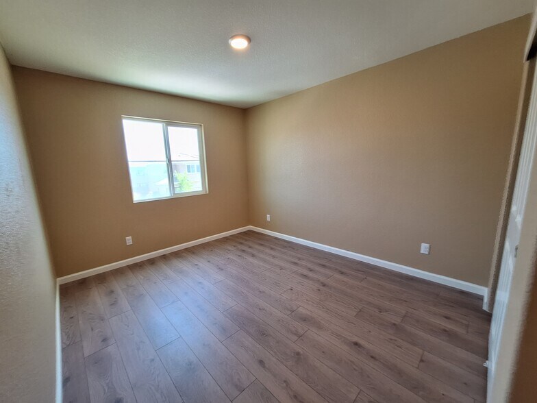 Building Photo - 4335 Ibiza Island Way
