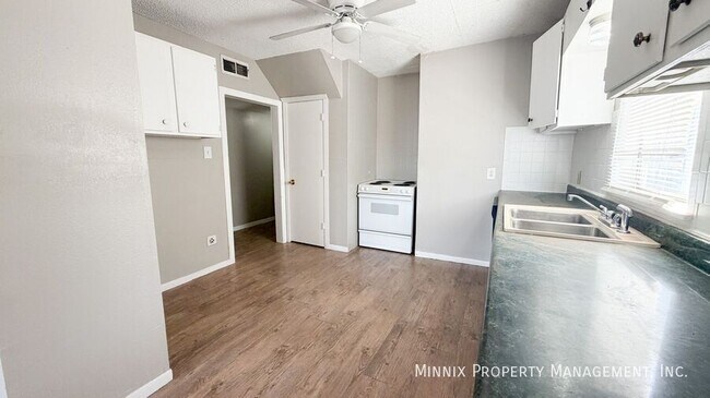 Building Photo - 2123 18th St