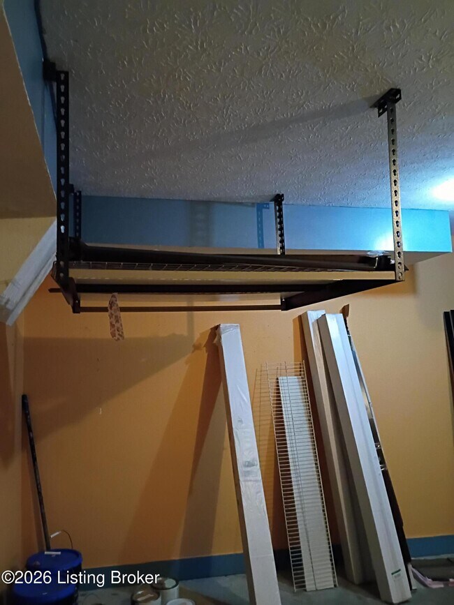 Building Photo - 110 Robert Ct