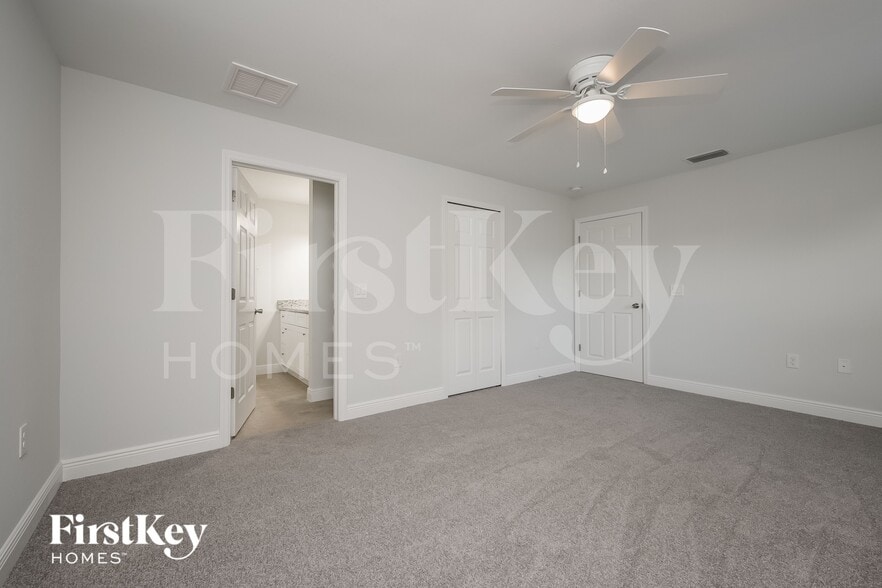 Building Photo - 2506 63rd St W