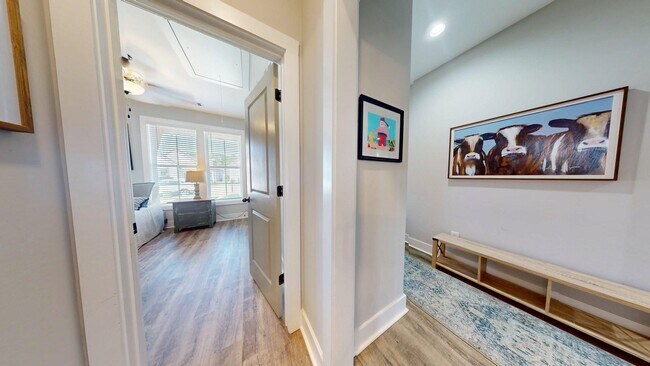 Building Photo - 1289 Foxtail Ln