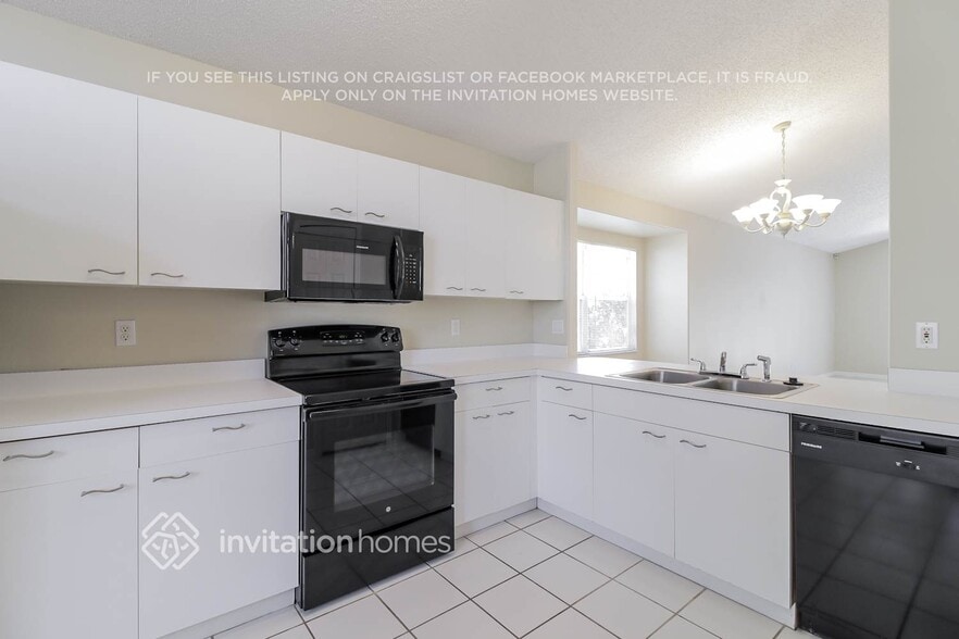 Building Photo - 3813 Becontree Pl