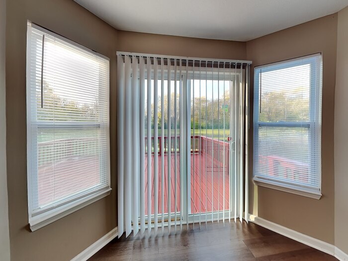 Building Photo - 10447 Bellchime Ct