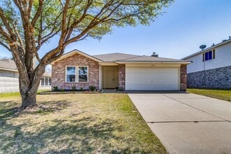 Building Photo - 1721 Southridge Ln