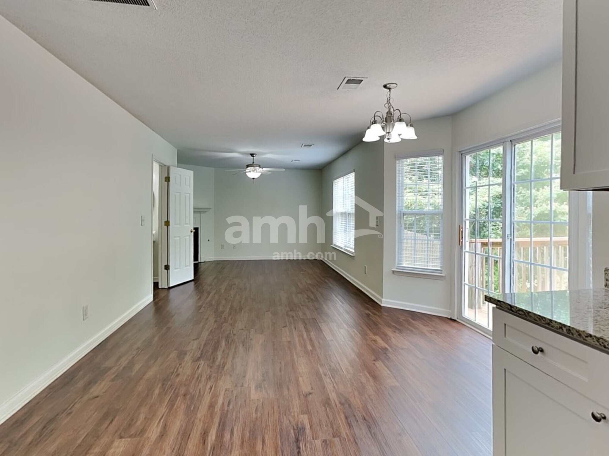 Building Photo - 211 Juniper Leaf Way