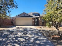 Building Photo - In Legends Park neighborhood! 3 bed 2 bath 2 car garage