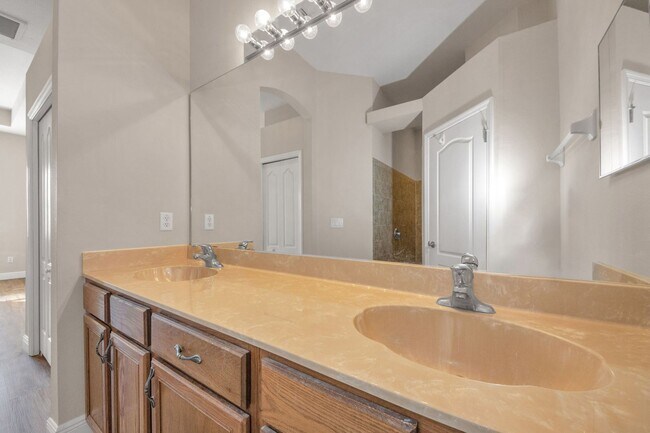 Building Photo - Beautiful Gulf Harbor Villa