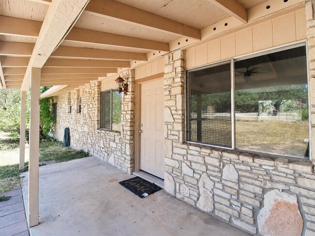 Building Photo - 234 Cedar Hollow