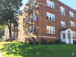 Building Photo - RUTLEDGE HALL