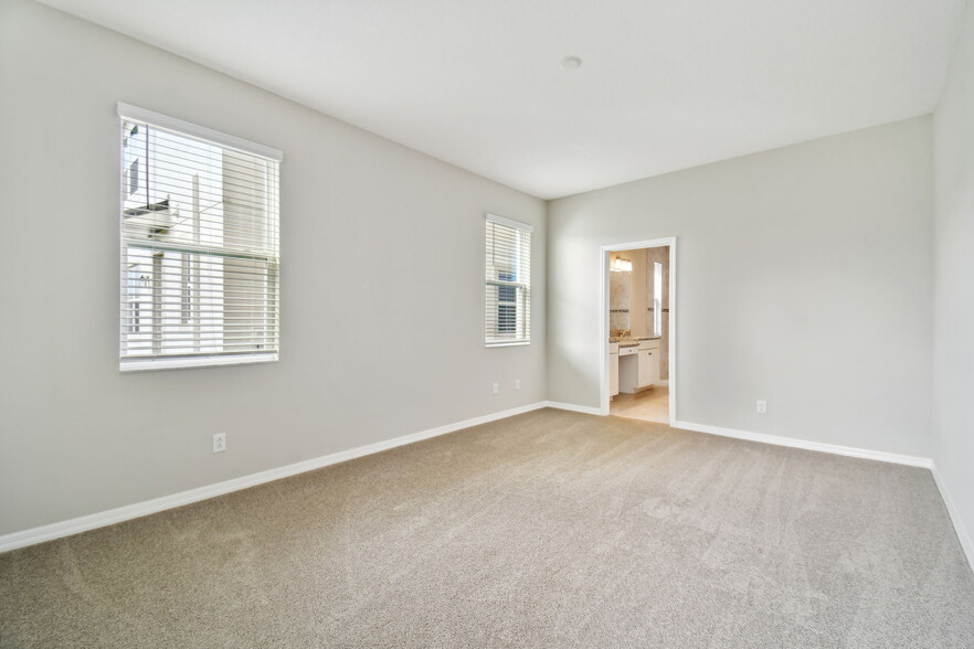 Building Photo - 38190 Shale Stone Ct