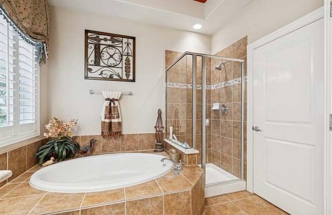 Building Photo - 7313 Reflection Bay Dr