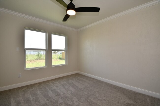 Building Photo - 10946 Fullerton Dr