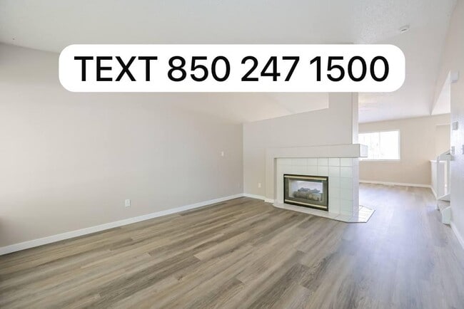 Building Photo - 3842 Primrose Ln
