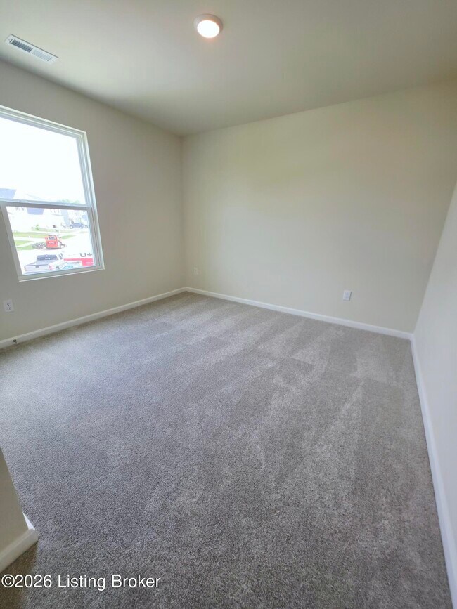 Building Photo - 8302 Fairmount Rd