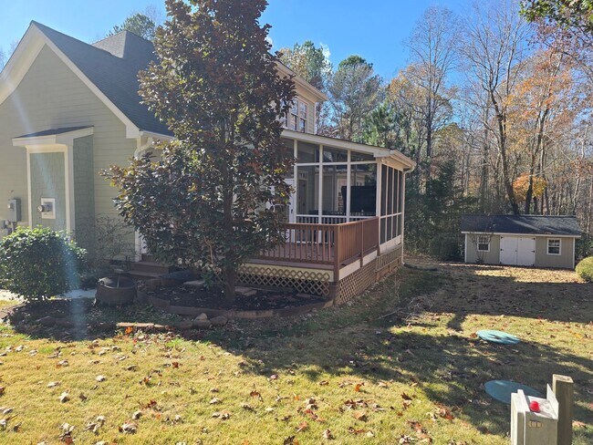 Building Photo - 3653 Pleasants Ridge Dr
