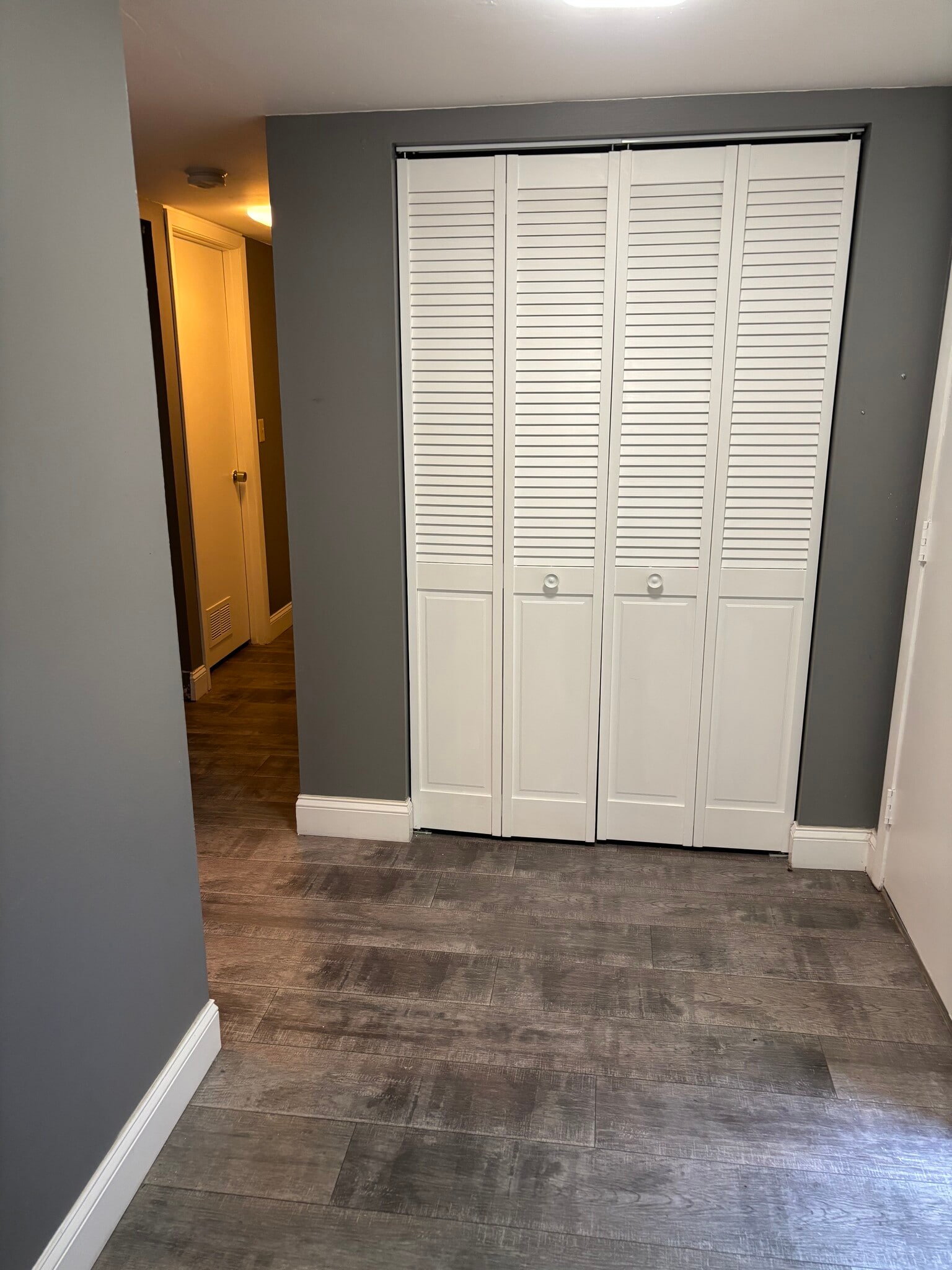 Building Photo - 120 Hibiscus Woods Ct