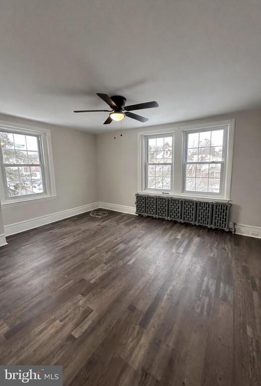 Building Photo - 125 E 4th Ave