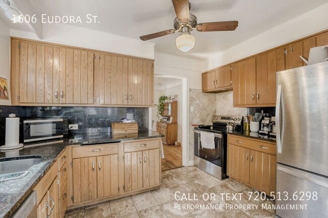 Building Photo - 1606 Eudora St