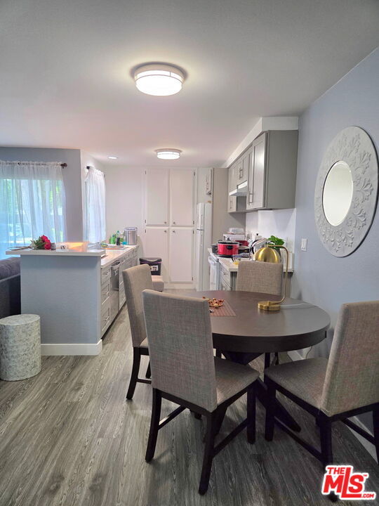 Building Photo - 8805 Berkshire Way