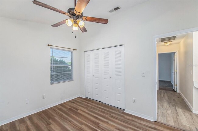 Building Photo - 11642 Hidden Hollow Cir