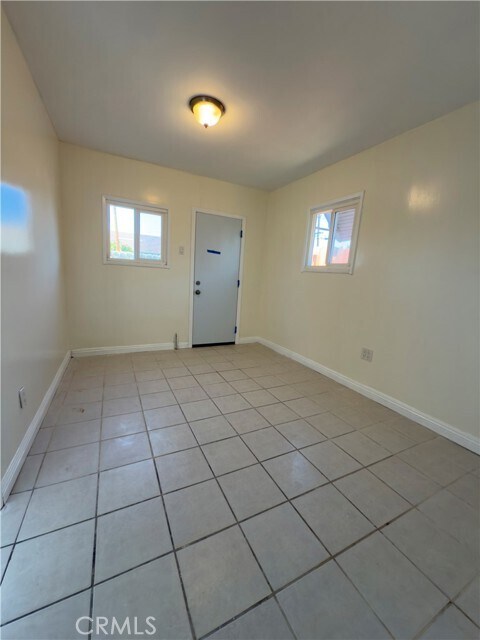 Building Photo - 3204 Hempstead Ave