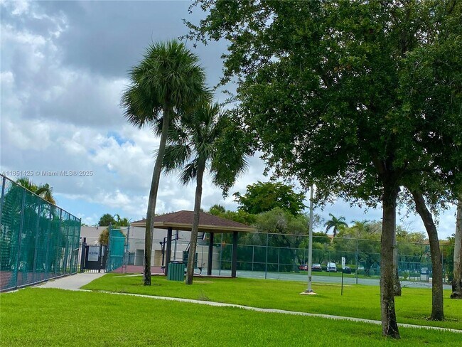 Building Photo - 8520 SW 133rd Avenue Rd