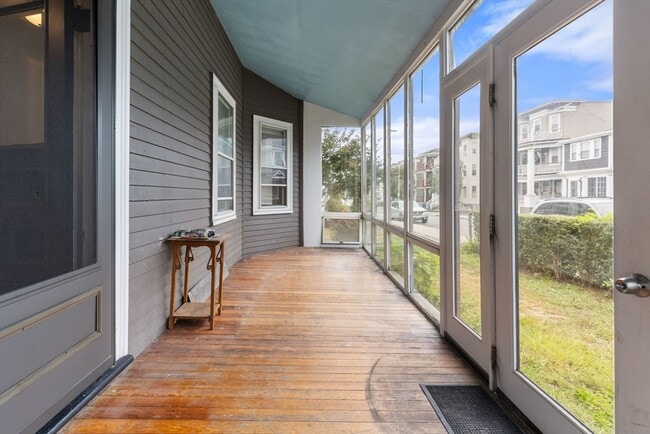 Building Photo - 247-249-249 Park St