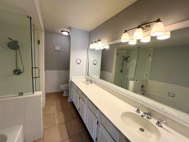 Building Photo - 15221 Berry Trail