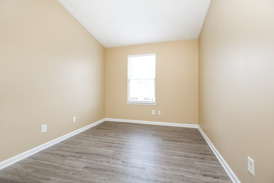 Building Photo - 3007 RG Buchanan Dr