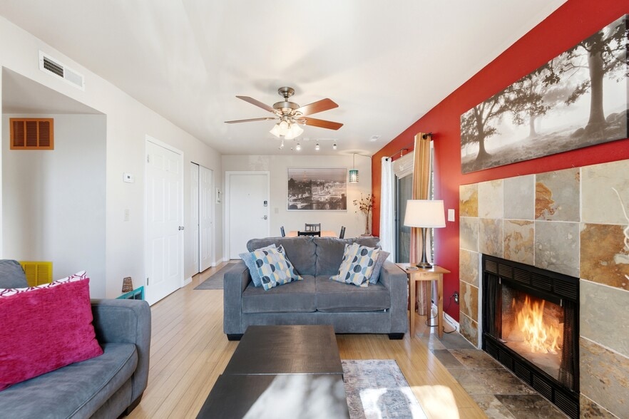 Building Photo - 1650 Upper Ironhorse Loop
