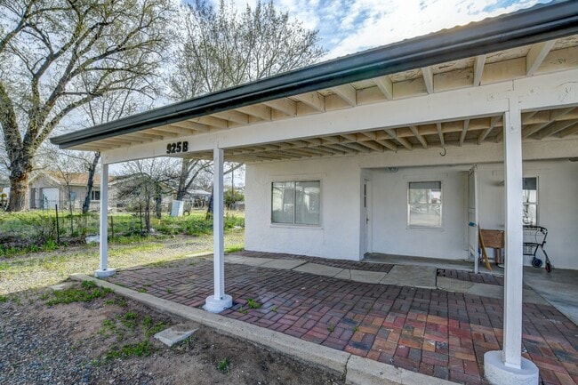 Building Photo - 925 Ruth St