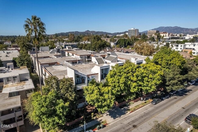 Building Photo - 355 S Los Robles Ave